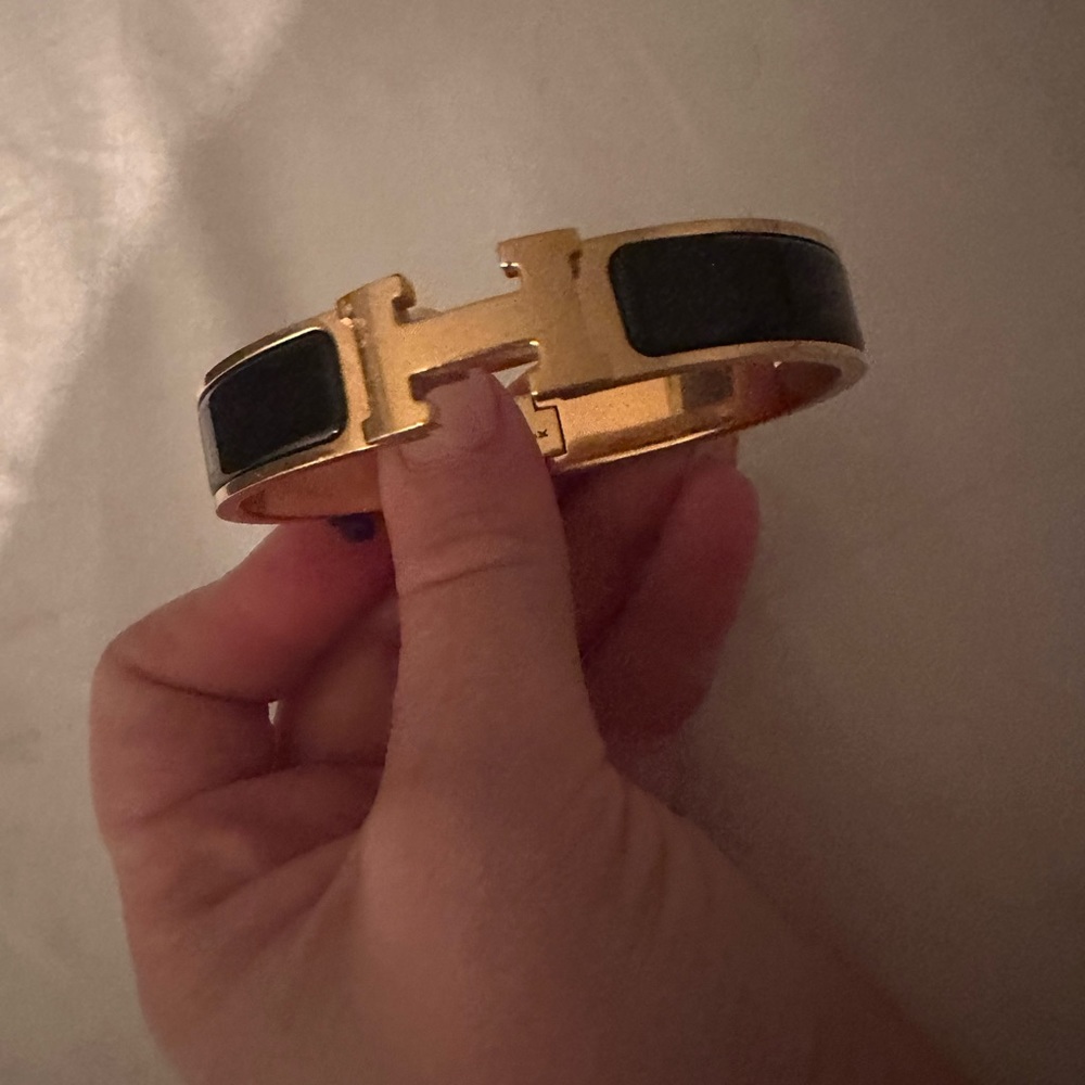 Hermes Clic H Bracelet - Picture 4 of 15